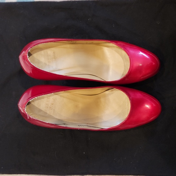 Stuart Weitzman pumps size 6 - Picture 2 of 5